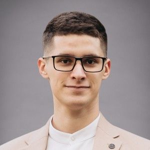 Rostyk H.